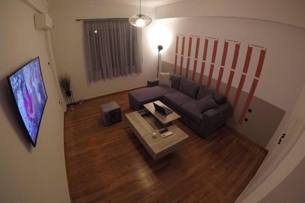Acropolis View Huge Apartment - Centrally Located Афіни Екстер'єр фото