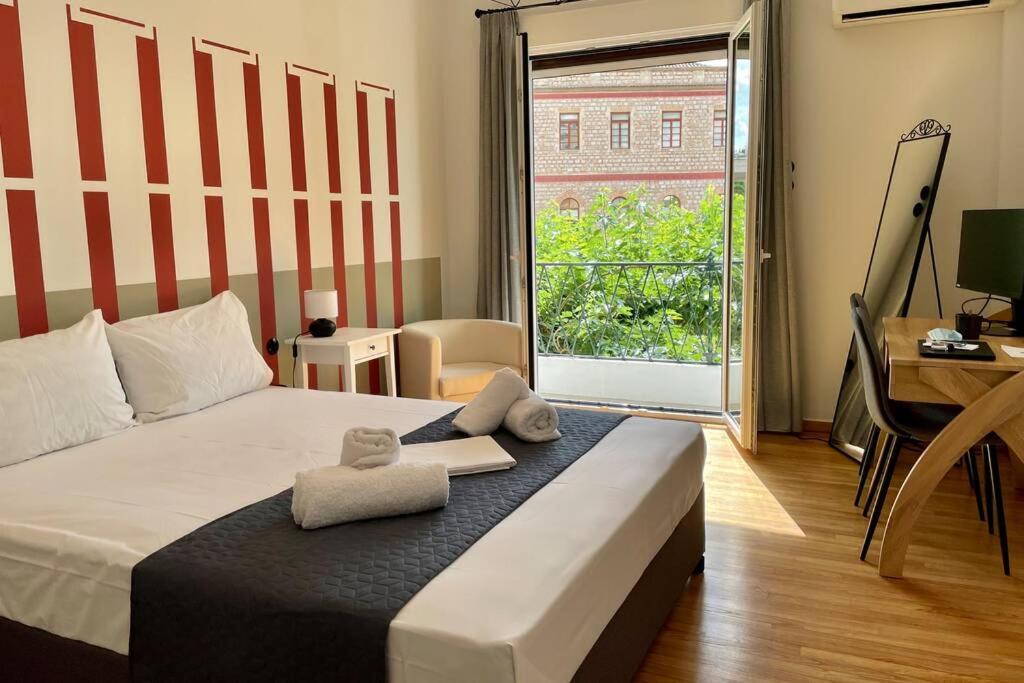 Acropolis View Huge Apartment - Centrally Located Афіни Екстер'єр фото